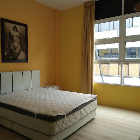 Xenia Homestay กูชิง ภายนอก รูปภาพ