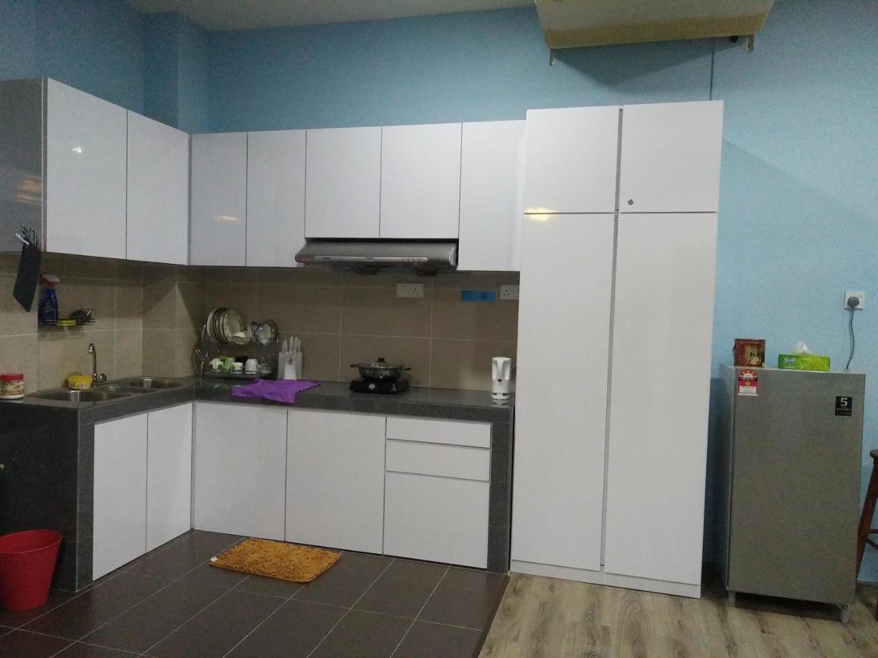 Xenia Homestay กูชิง ภายนอก รูปภาพ